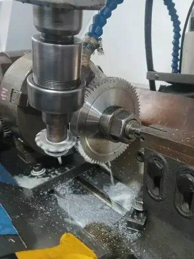 Machining industrial components